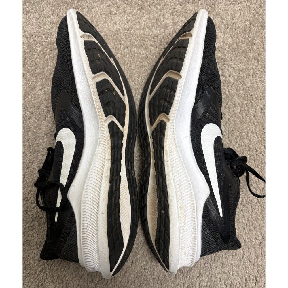 Nike Downshifter 10 Mens Running Shoes Black White CI9982-004 Size 11 - Picture 3 of 15